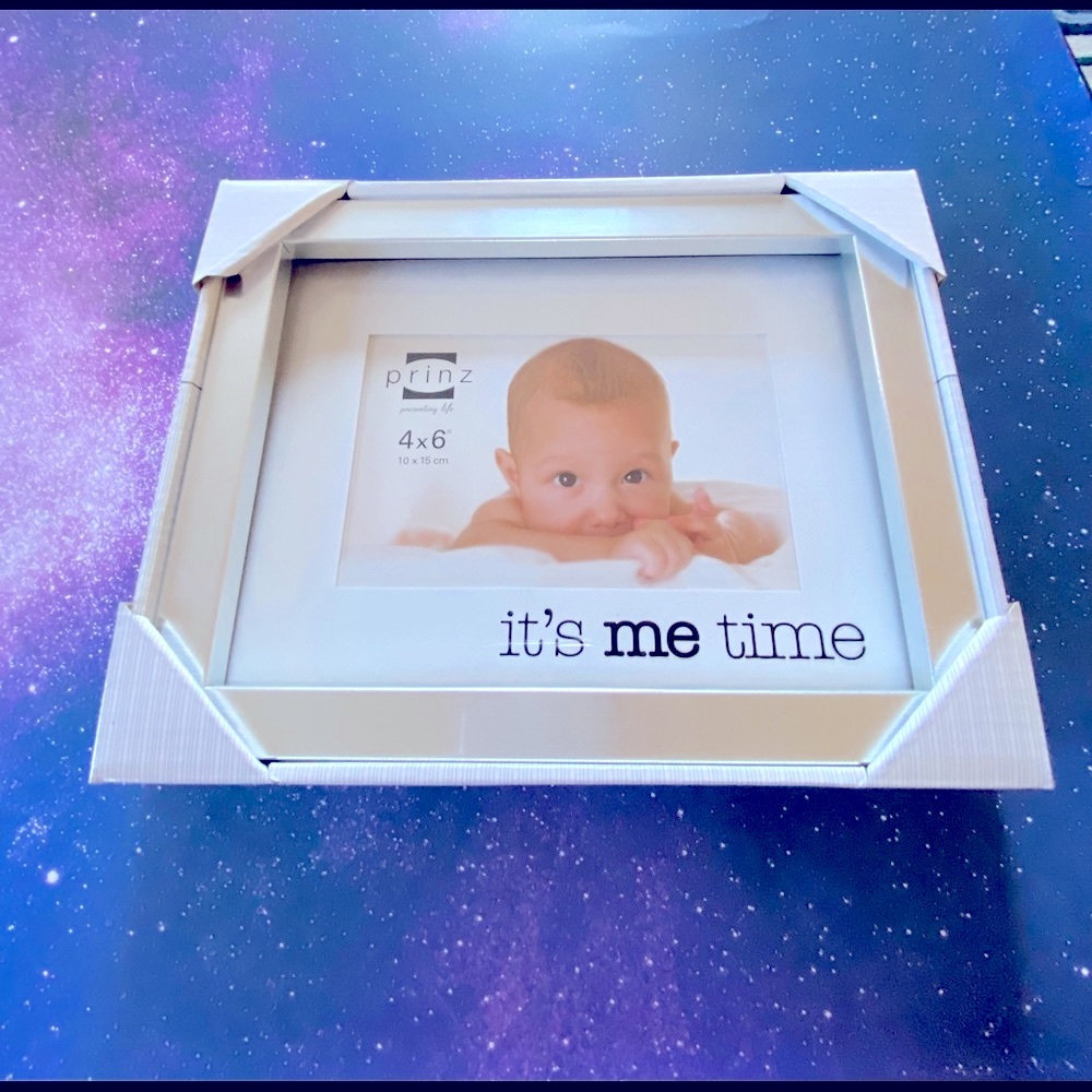 Prinz Presenting Life Photo Frame, Glass is printed “it’s me time”. 4x6” NIB